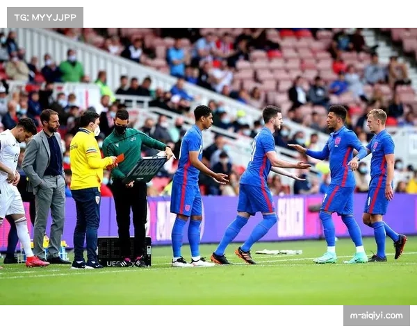 深度复盘：纽卡斯尔联的压迫体系为何在客场被富勒姆破解